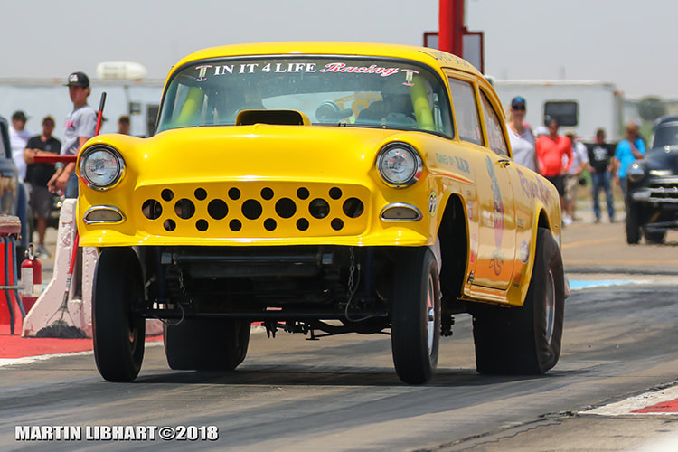 AMARILLO DRAGWAY - THE ONE..THE ONLY...FUNNY CAR CHAOS!